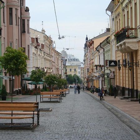Люкс Апартаменти На Площі Ринок ลวีฟ ภายนอก รูปภาพ